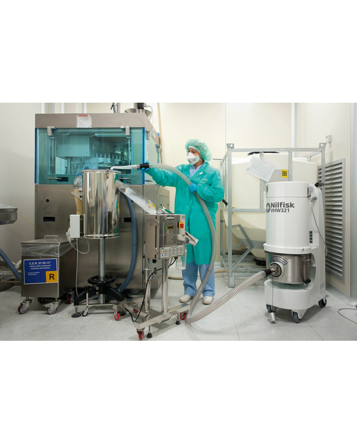 ASPIRATEUR POUSSIÈRES