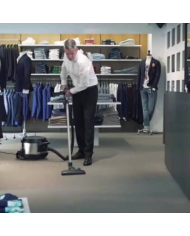 ASPIRATEUR POUSSIÈRES